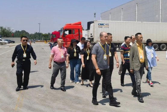 ABUIABAEGAAg-5SCrgYohoyLUDCqBDj1Ag